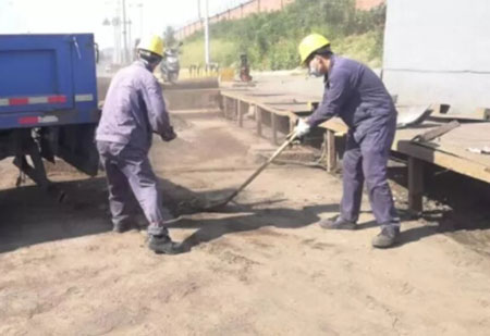 開展“清理地磅衡器衛(wèi)生”活動 推進(jìn)設(shè)備的5S管理